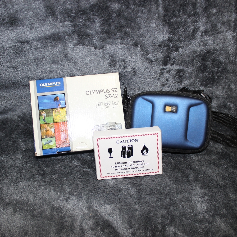 Olympus SZ 12 Digital Camera